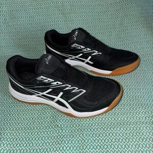 ASICS Upcourt 4 Woman’s Volleyball shoes size 7.5
